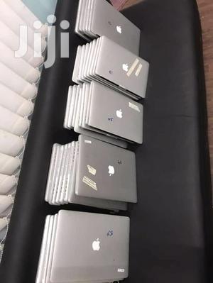 Laptop Apple MacBook Pro 4GB Intel Core i5 HDD 500GB