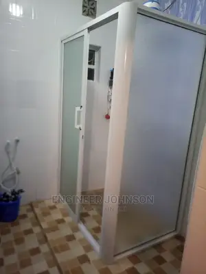 Aluminum and Glass Shower Cubicles