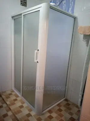 Aluminum and Glass Shower Cubicles