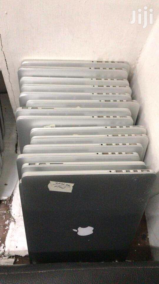 Laptop Apple MacBook Pro 4GB Intel Core i5 HDD 500GB