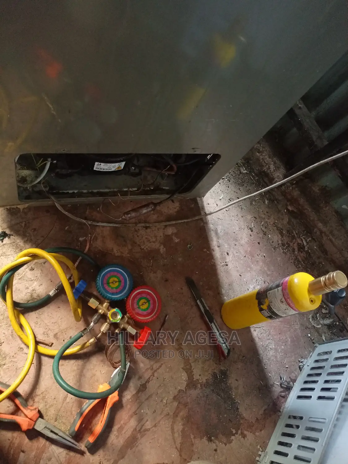 Fridge Repair Service.