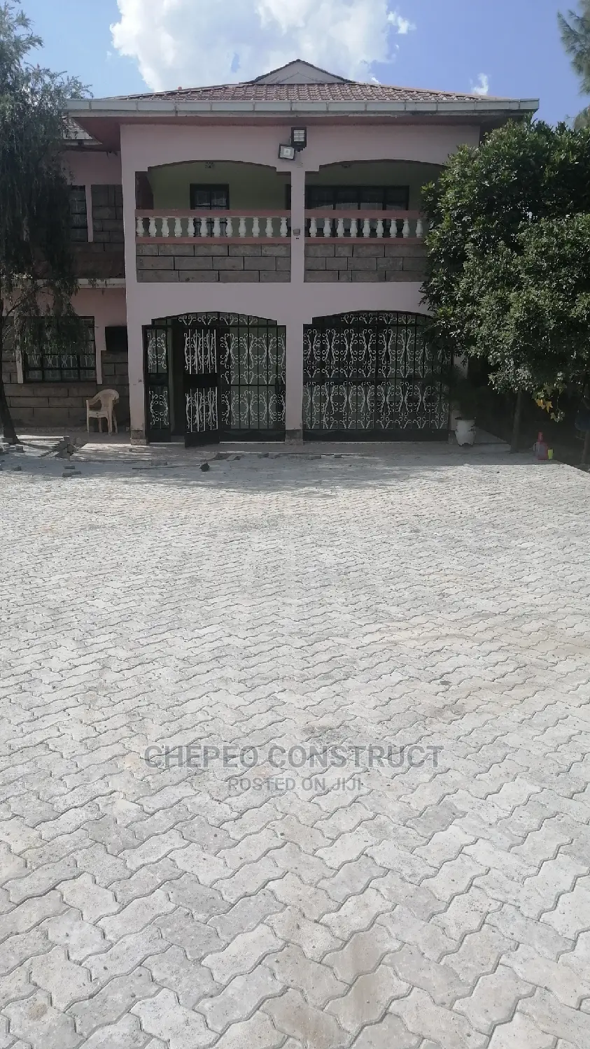 Ordinay Cabro Pavers