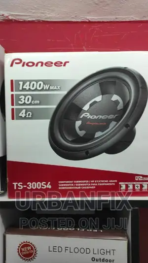 Pioneer 1400watts Subwoofer With Cabinet