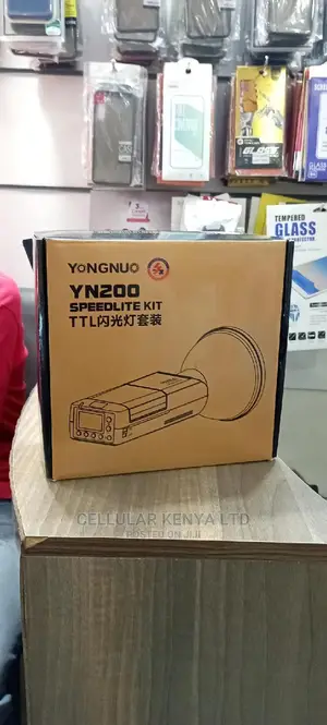 Yongnuo YN200 Flash Kit