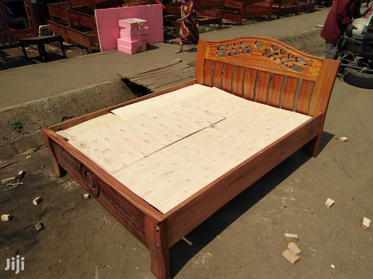 Beds (Mahogany Wood) 5*6feets