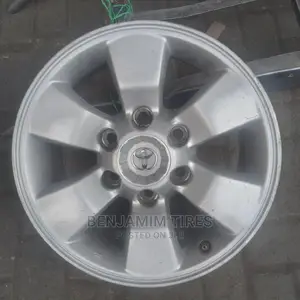 Original Rim Size 16 Inch for Toyota Surf.