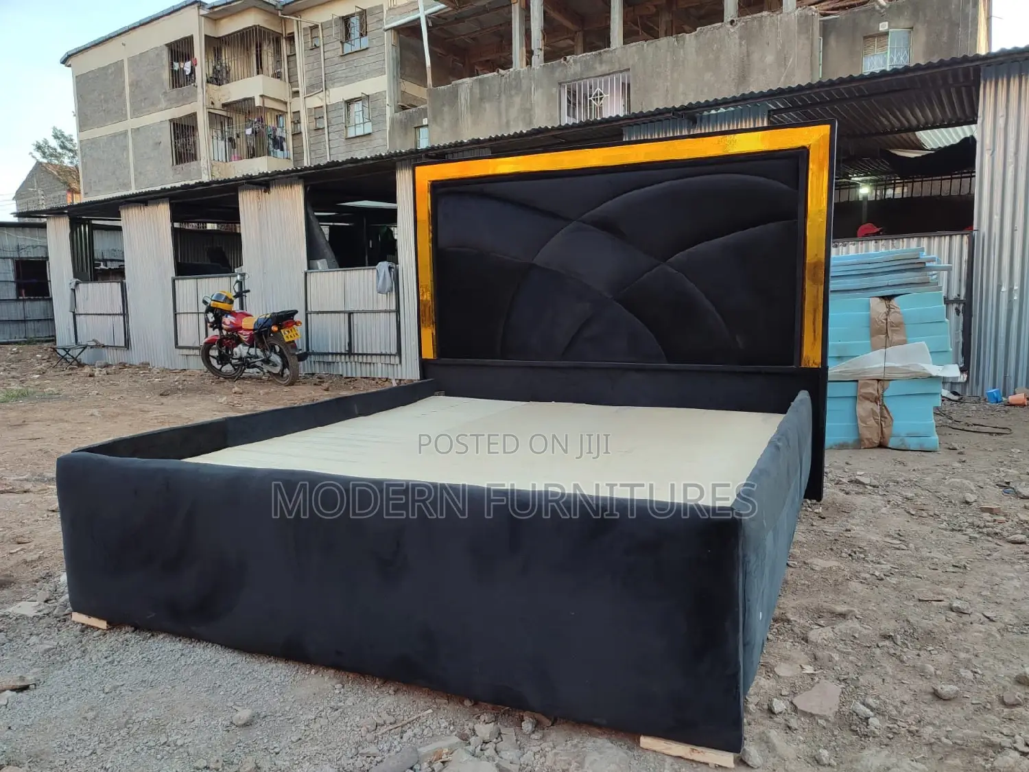 6/6 Modern Bed.