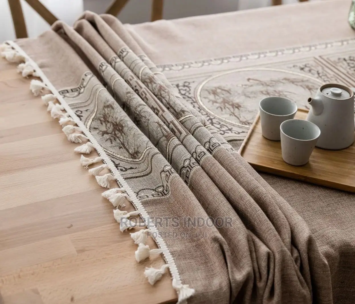 Elegant Table Cloth