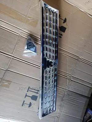 Ae 100 Grille Chrome