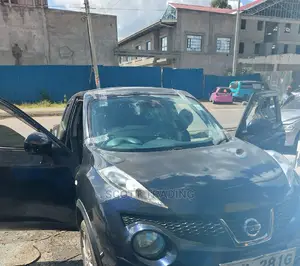 Nissan Juke Front Windscreen