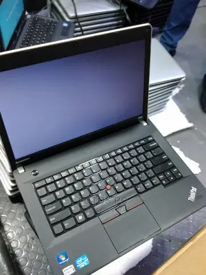 Laptop Lenovo ThinkPad Edge E430 4GB Intel Core I3 HDD 500GB
