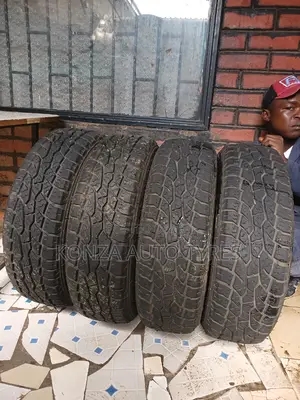 Triangle Tyres 225/75r15 Per Pc