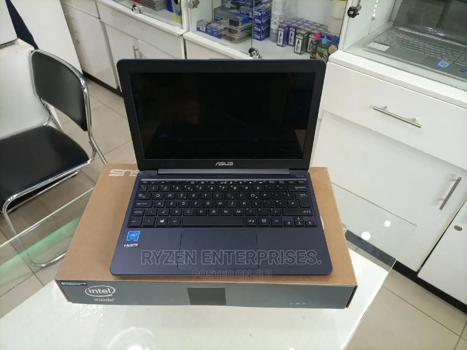 New Laptop Asus E203NAH 4GB Intel Celeron HDD 500GB