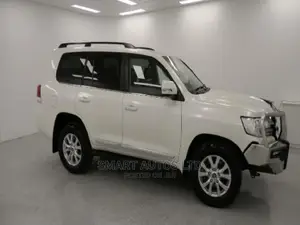 Toyota Land Cruiser 2015 White