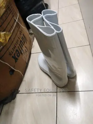 Sandak Gumboots From Safety Hub