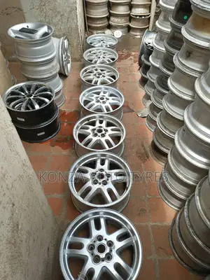 Range Rover Rims Size 18 Per Pc