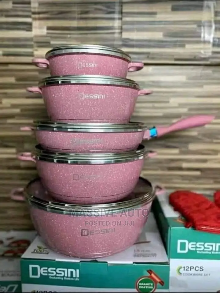12ocs Dessini Cookware