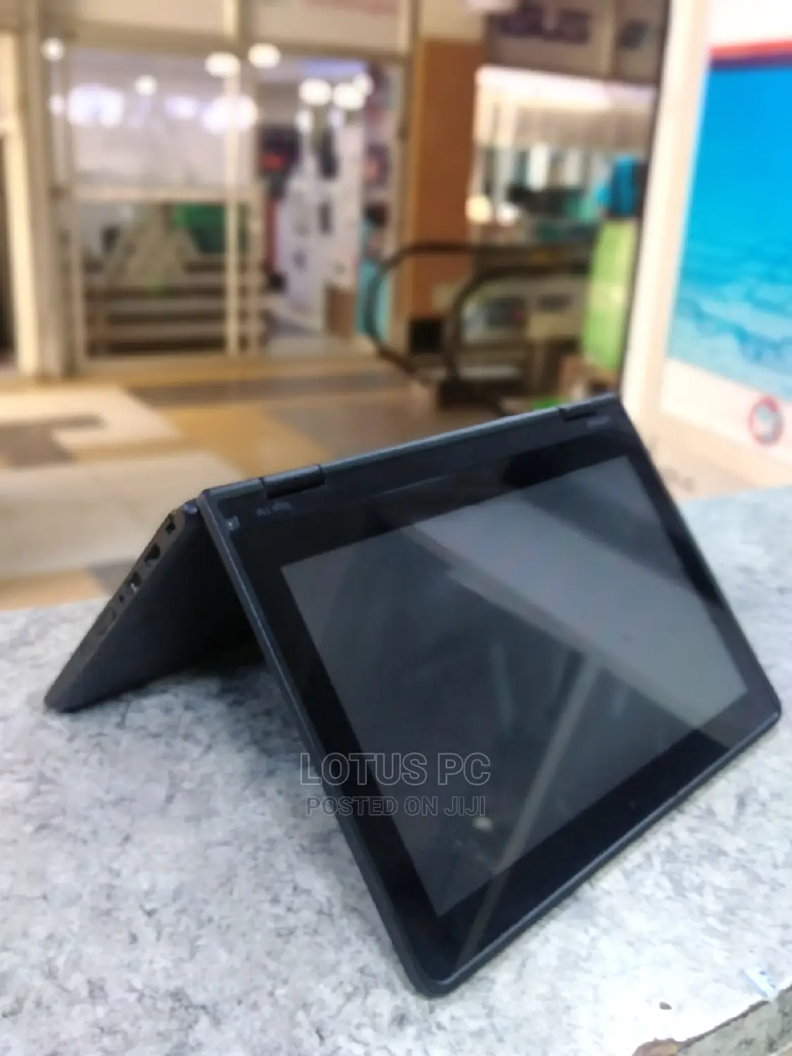 Laptop Lenovo ThinkPad Yoga 4GB Intel Celeron SSD 128GB
