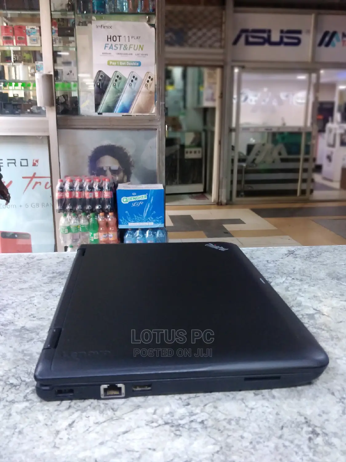 Laptop Lenovo ThinkPad Yoga 4GB Intel Celeron SSD 128GB