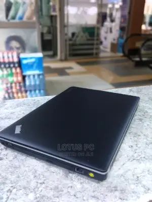 Laptop Lenovo ThinkPad Edge E430 4GB Intel Core I3 HDD 500GB