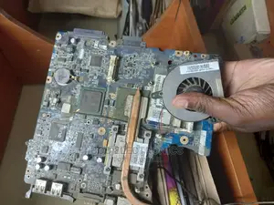 Laptop Motherboards Available (We De
