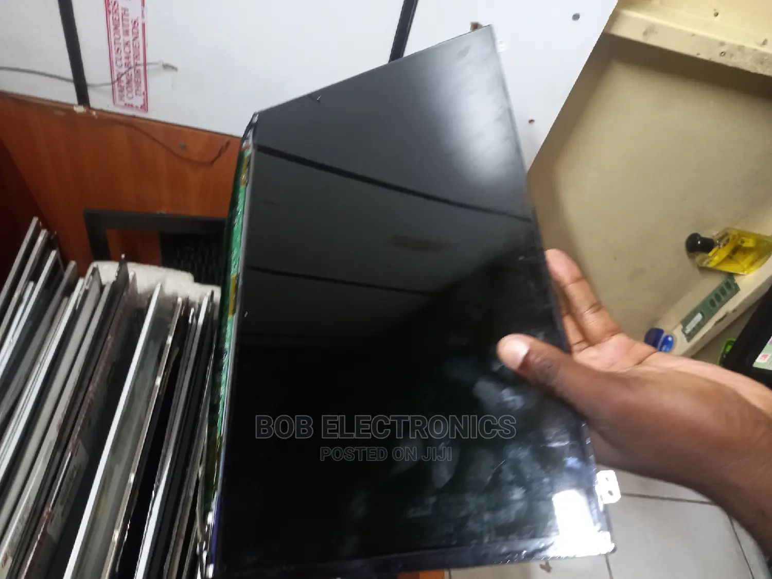 Laptop Screens 15.6 and 14.0 Sizes Available