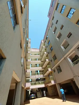 2bdrm Block of Flats in Ruaka Estate for Sale