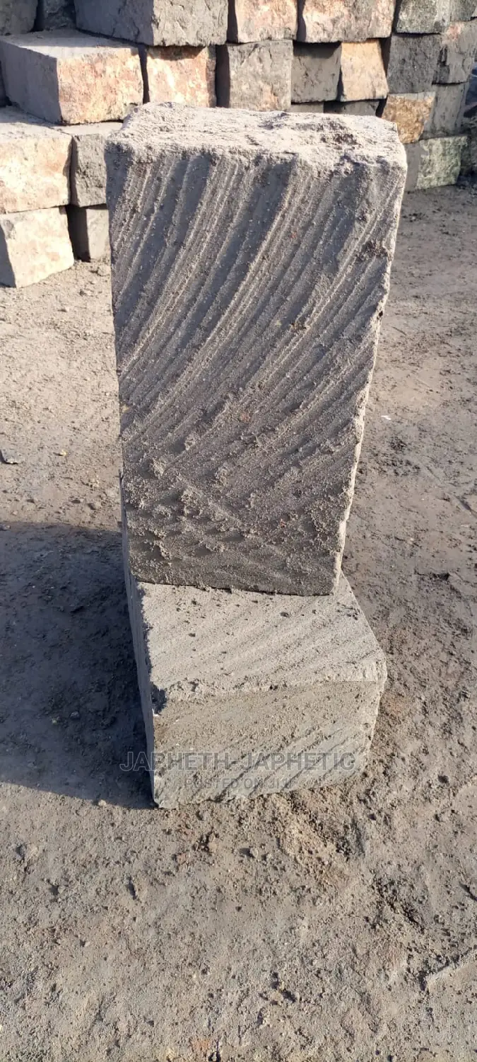 Size 6 Machine Cut Stones,.