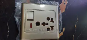 Universal Single Socket
