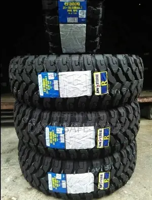 31/10.50 R 15 Comfoser Cf3000