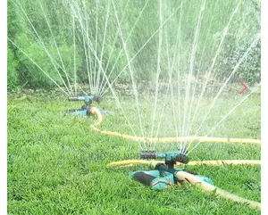 3 Arm 360• Rotating Sprinkler