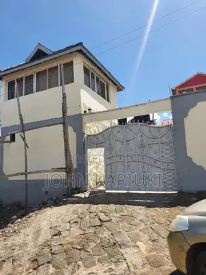 House in Naivasha 6 Bedroom Ensuite in Maryland Area 500mtrs