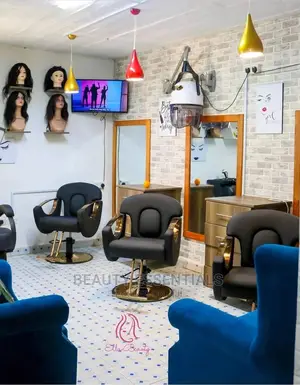 Black Gold Salon Styling Chairs