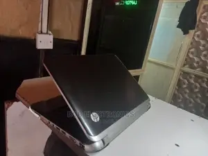 Laptop HP Mini 311 4GB Intel Pentium 320GB