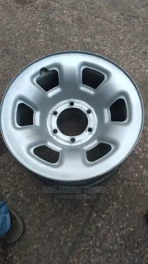 Steel Rims Sizes 16 Inch for Nissan Patrol.