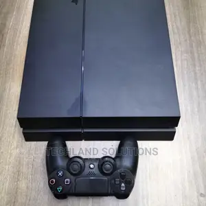 Used Playstation 4 /Ps4 Standard