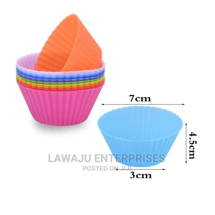12pcs Silicone Reusable Muffin/ Cupcake Baking Mould