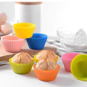 12pcs Silicone Reusable Muffin/ Cupcake Baking Mould