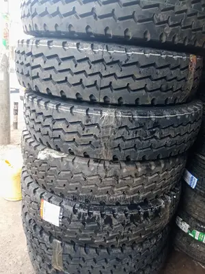 11.00R20 Roadshine Tyre (18pr)