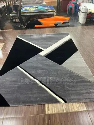 Black and Grey Area Rugs for a Cozy Living Room