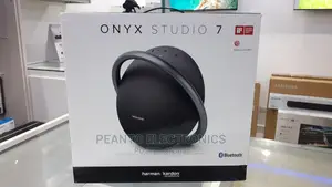 Harman Kardon Onyx Studio 7