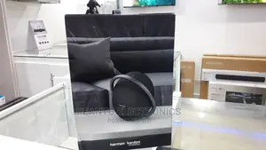 Harman Kardon Onyx Studio 7