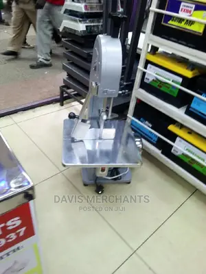 Heavy Duty Bone Saw Cutting