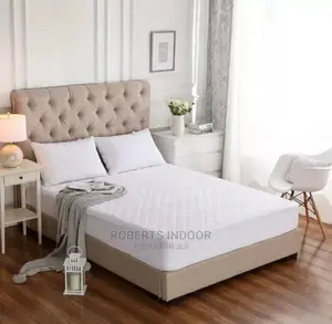 6*6 White Mattress Protector