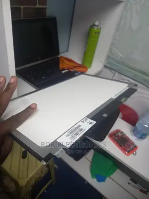 15.6 Laptop Screens (New and Used)