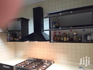 Modarn Kitchen Wadrobes