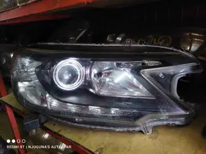 Honda CRV Non Zenon Headlight
