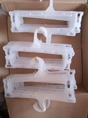 Clip White Plastic Hangers