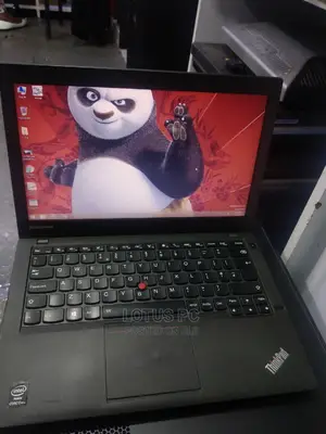 Laptop Lenovo ThinkPad X240 4GB Intel Core I7 HDD 500GB
