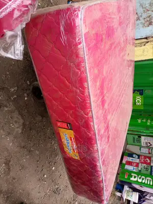 5*6*10 Mattress. High Density Quilted. Mpya